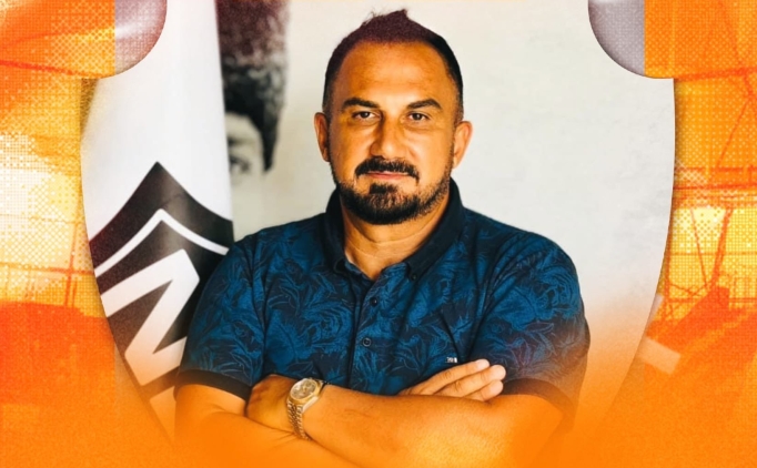 Adanaspor'un yeni teknik direkt�r� Y�ksel Ye�ilova!