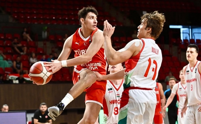 20 Ya� Alt� Erkek Milli Basketbol Tak�m�, Macaristan'� 95-72 yendi