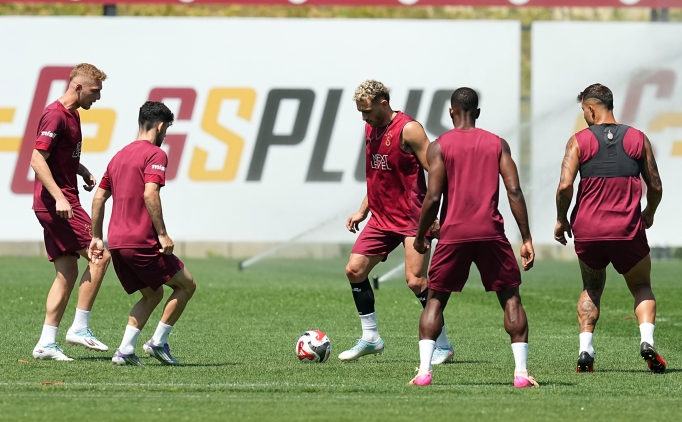 Galatasaray'da yeni sezon haz�rl�klar� s�r�yor