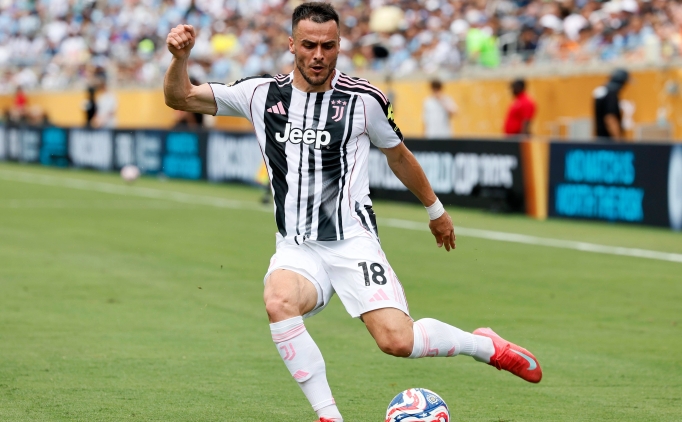 Fenerbahe'nin eski yldz Kostic, Juventus'ta gz kamatryor!