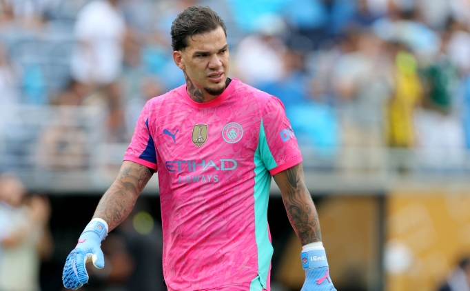 Pep Guardiola'dan Ederson aklamas!