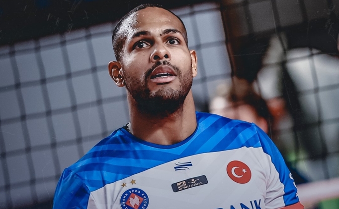 Halkbank, Yoandy Leal ile szleme yeniledi