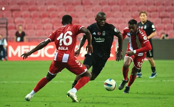 Beikta'ta Onana'ya Brezilya yolu grnd!