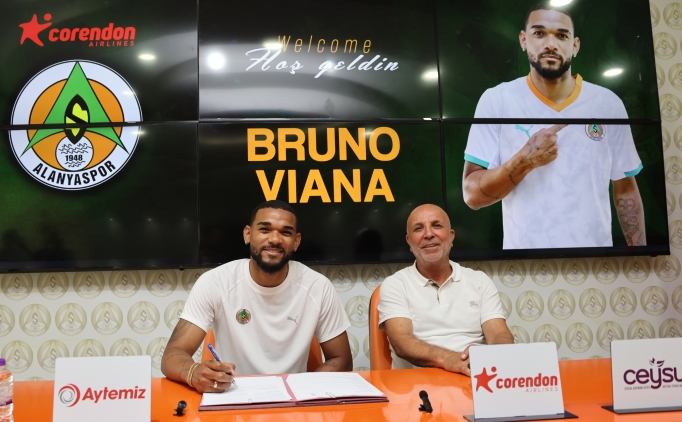 Alanyaspor'da 4 transfer iin imza treni