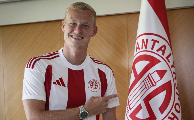 Antalyaspor, KV Mechelen takmndan Nikola Storm'u kadrosuna katt