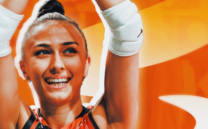 Eczacba'nda Simge Akz ameliyat edildi!