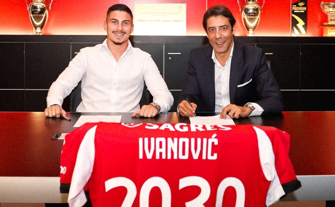 Benfica, Ivanovic'i açıkladı!
