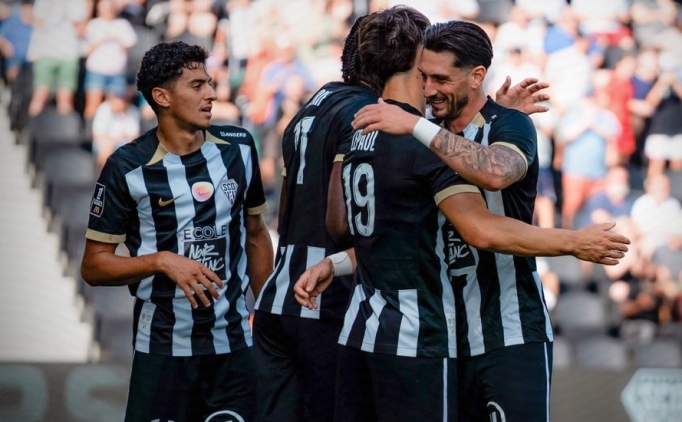 Angers, Ligue 1'in yeni ekibi Paris FC'ye acmad