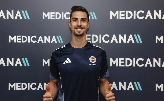 Fenerbah�e'de sa�l�k kontrolleri ger�ekle�tirildi