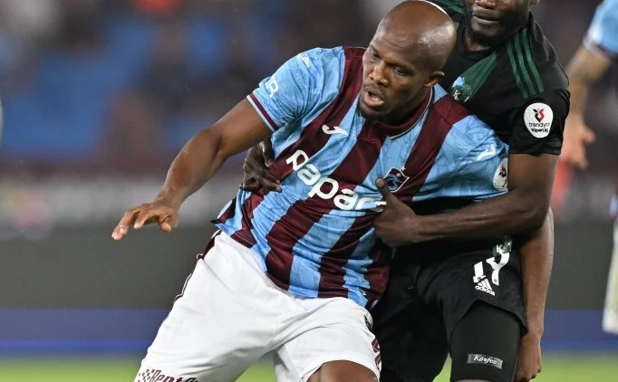 Trabzonspor'da Nwakaeme geri d�n�yor