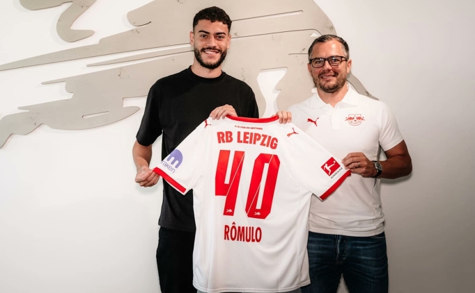 Sper Lig tarihine geen transfer akland!