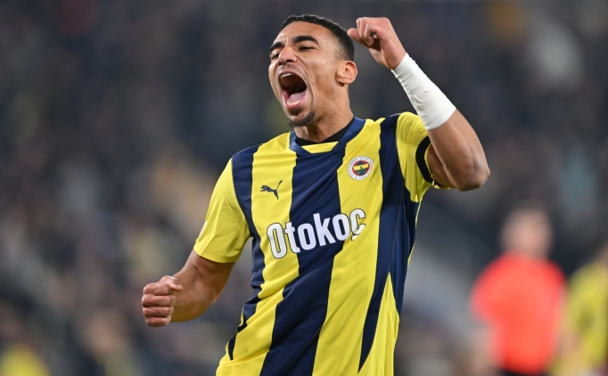 Fenerbah�e'de s�ra ayr�l��a geldi!