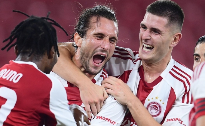 Yusuf Yazc, Olympiakos'a galibiyeti getirdi!