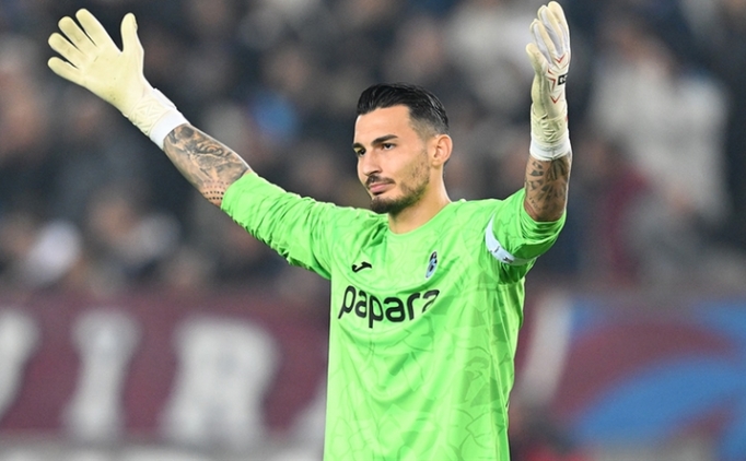 Trabzonspor'da taraftarlar tepkili: U�urcan �ak�r!