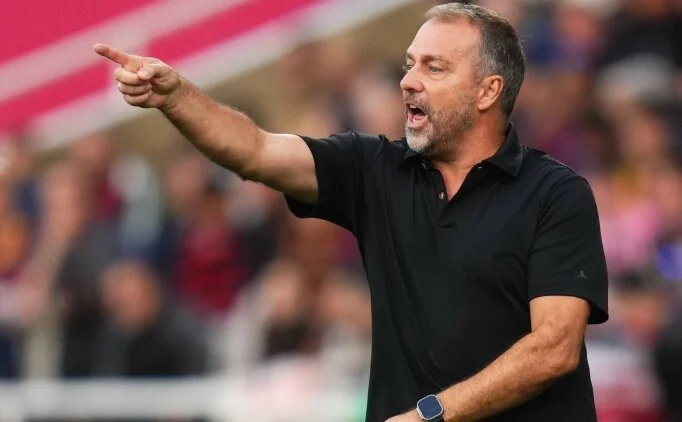 Barcelona'dan Hansi Flick'e s�zle�me teklifi