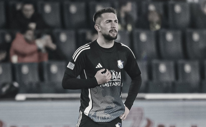 Fenerbah�eli taraftarlar tepki g�sterdi, ablas� a��klama yapt�