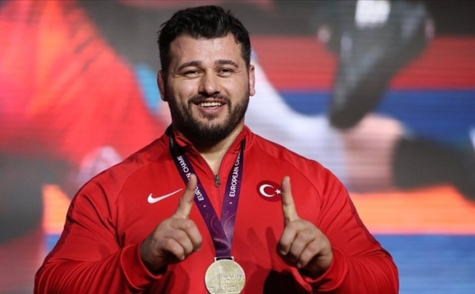 CAS, R�za Kayaalp'in 4 y�ll�k men cezas�n� kald�rd�