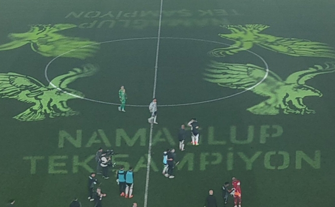 Be�ikta�'tan Galatasaray'a 'Nama�lup' g�ndermesi