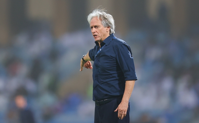 Al Hilal'de Jorge Jesus ile yollar ayr�ld�!