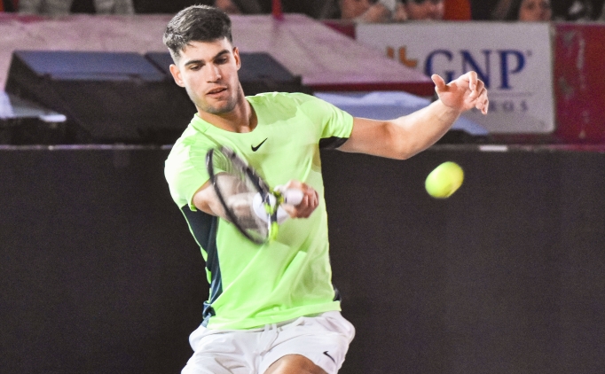 Alcaraz, sakatl nedeniyle Davis Kupas'ndan ekildi