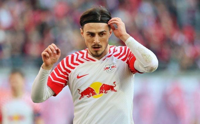 Napoli, Eljif Elmas'� kadrosuna katt�!