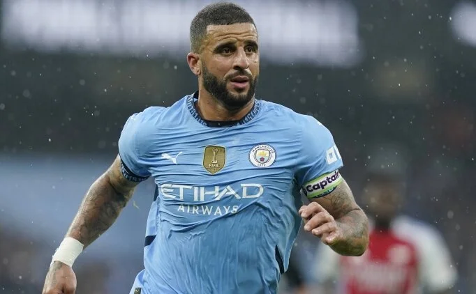 Kyle Walker, Milan'dan 4 milyon euro istedi