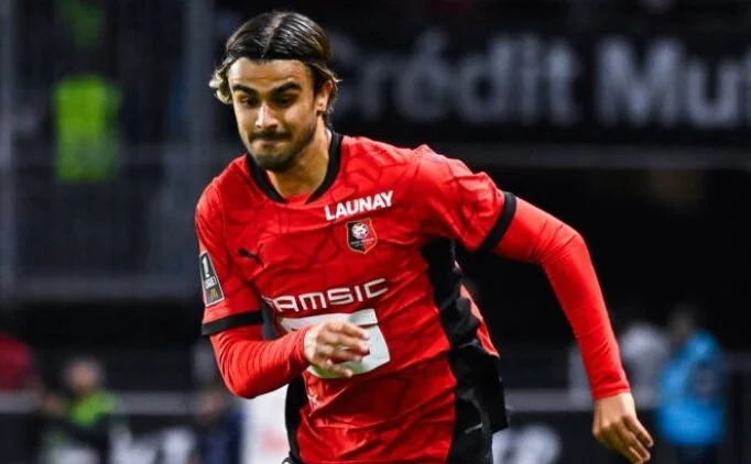 Rennes'de ayrlk yakn: Jota