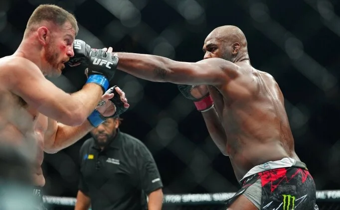 UFC'de kemerini kaybetmesi muhtemel 7 ampiyon