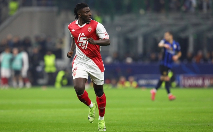 S�rpriz: Galatasaray - Salisu!