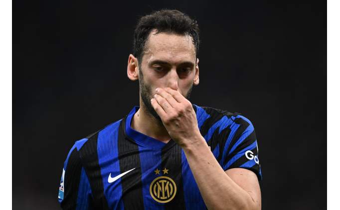 Hakan �alhano�lu'nun menajerinden transfer a��klamas�!