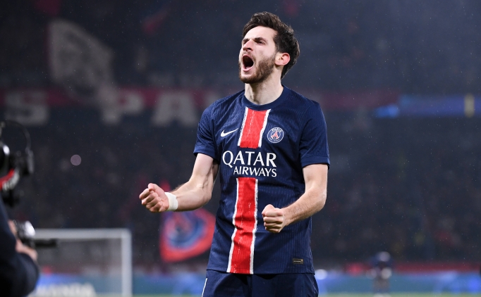 Kvaratskhelia siftah dedi, PSG farkl� kazand�