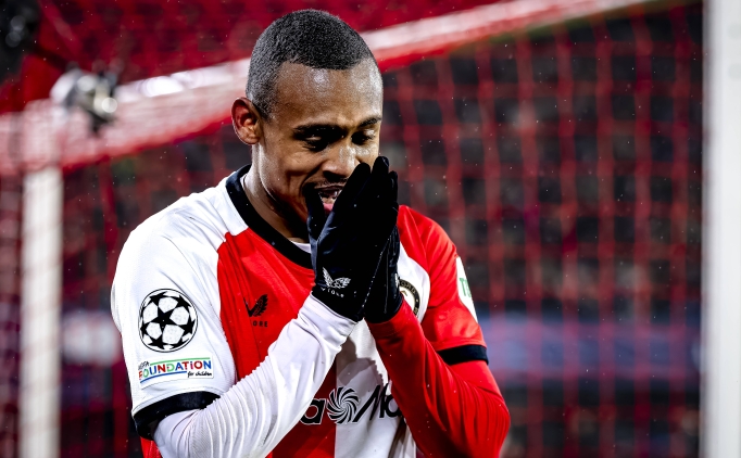 Milan, Feyenoord Stadyumu'ndan ��kamad�