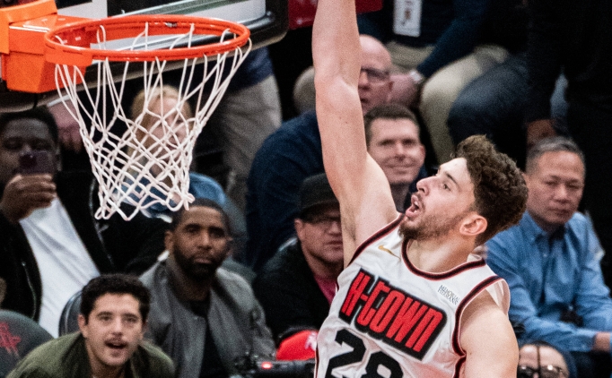 Alperen �eng�n: 'Yumu�ak oynayamam, babam beni izliyor'