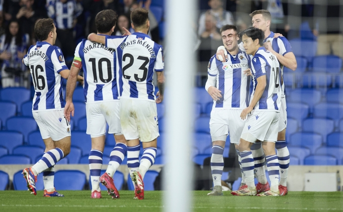 Real Sociedad, evinde 5'leyerek son 16'da