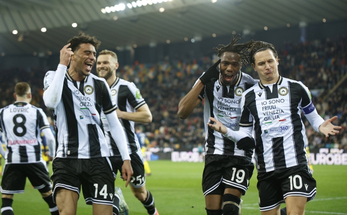 Udinese, penalt�dan �� puan� ald�