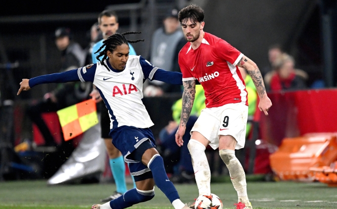 AZ Alkmaar, Tottenham kar��s�nda avantaj� kapt�