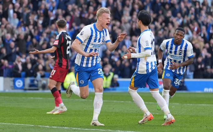 Brighton, son dakikada 3 puan kapt!