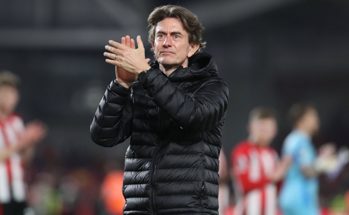 Tottenham, Thomas Frank ile s�zl� olarak anla�t�!