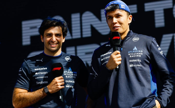 Vowles: 'Albon ve Sainz tamamen ayn� �asileri kullan�yorlar'