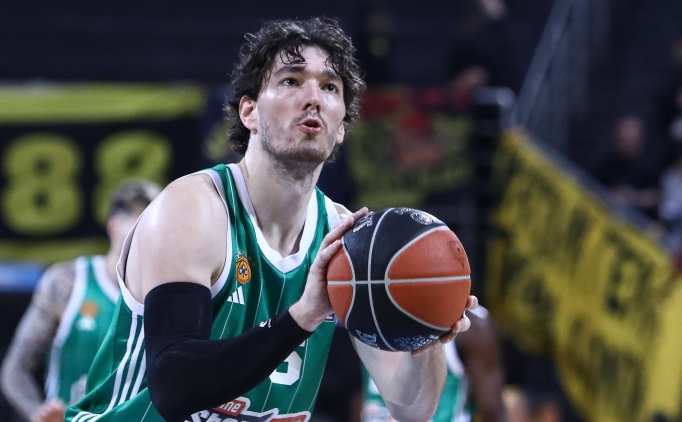 Cedi Osman: 'Panathinaikos'ta kalmak istiyorum'