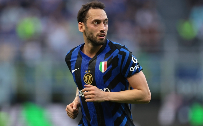 Galatasaray'a Hakan �alhano�lu transferinde k�t� haber!