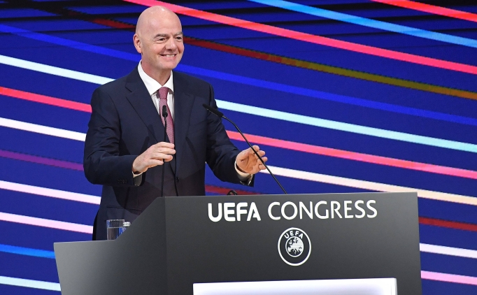 FIFA'dan Rusya a��klamas�!