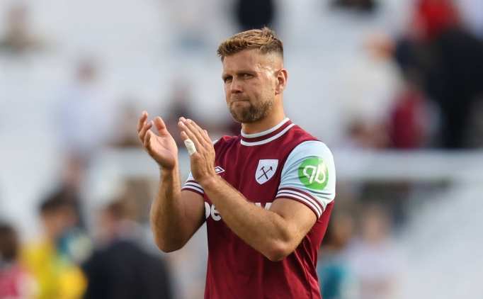 West Ham'da 10 futbolcuyla ayr�l�k karar�!