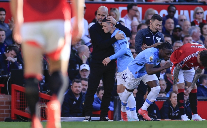 Guardiola'dan Foden'�n annesine edilen k�f�rlere tepki!