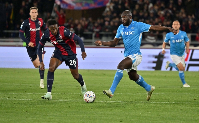 Napoli'den �ampiyonluk yar���nda kritik puan kayb�