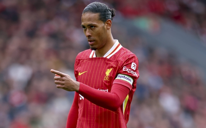 Liverpool'da Virgil van Dijk ile imza!