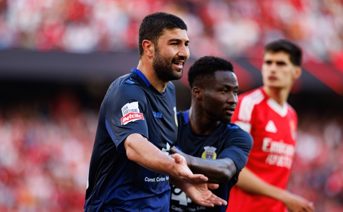 Corendon Alanyaspor, G�ven Yal��n'� kadrosuna katt�