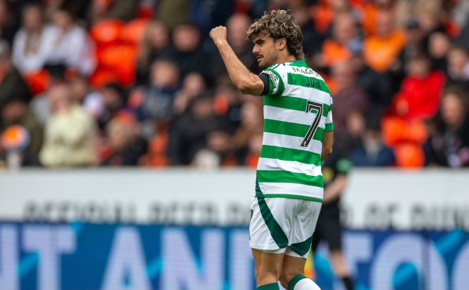 Celtic, �st �ste 4. kez �ampiyon!