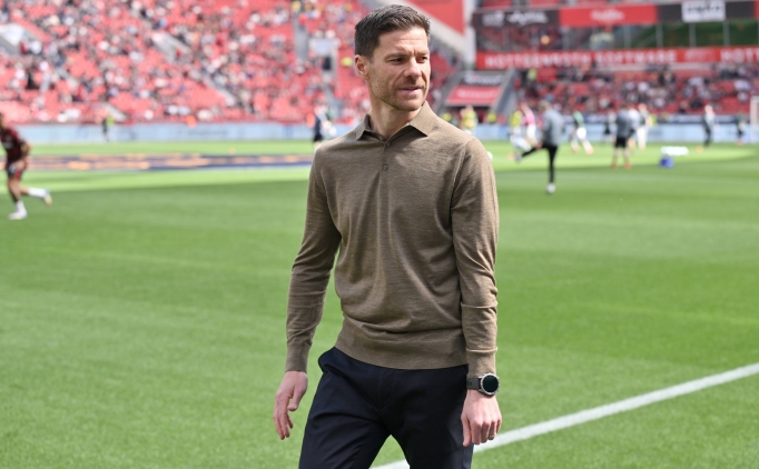 Real Madrid, Xabi Alonso ile anla�t�!