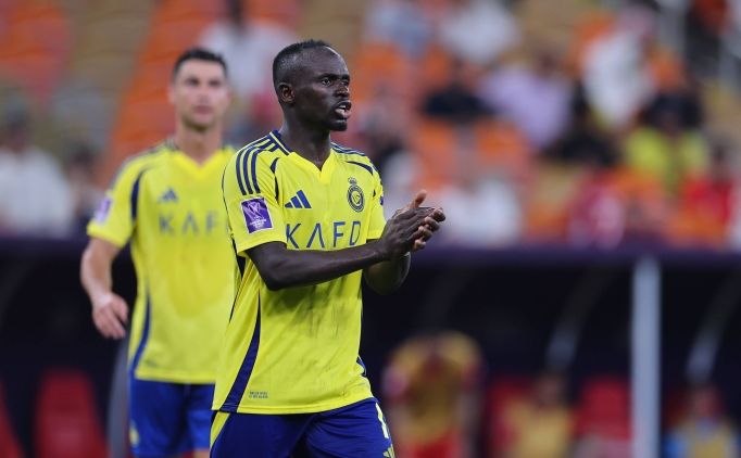 Sadio Mane'den taraftara ele�tiri!